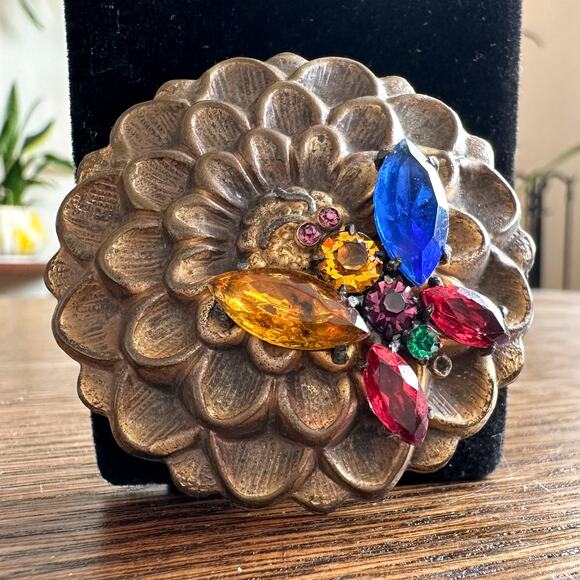 Gold Tone Floral Butterfly Brooch Likely Czech Art Glass Multi-Color c 1930s-40s - Picture 13 of 13
